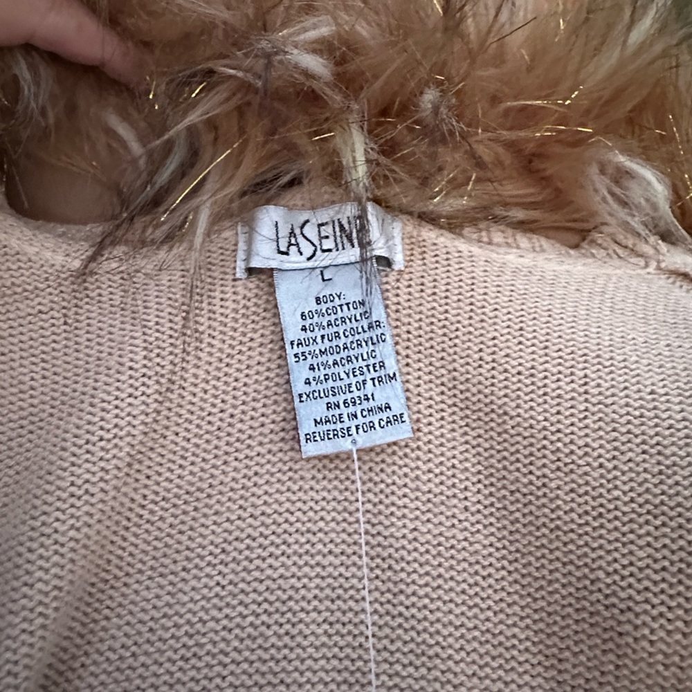 La Seine Tan Cardigan Vest Cape  with Luxurious Brown Gold Faux  Fur Trim NWT - Picture 6 of 8